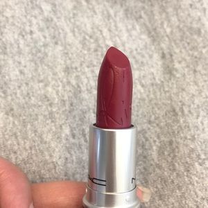 Mac Cosmetics Rihanna heaux  lipstick. Brand new!